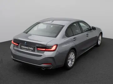 BMW 320e DAB HUD Komfort LED Sport Stop&Go 17Zoll