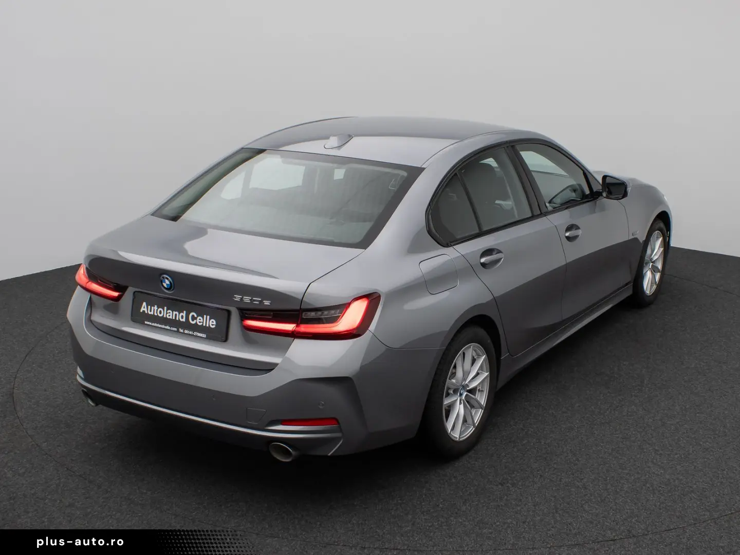 BMW 320e DAB HUD Komfort LED Sport Stop&Go 17Zoll