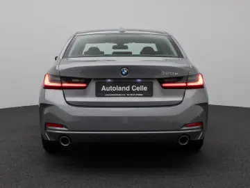 BMW 320e DAB HUD Komfort LED Sport Stop&Go 17Zoll