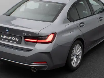 BMW 320e DAB HUD Komfort LED Sport Stop&Go 17Zoll