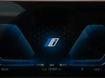 BMW 320e DAB HUD Komfort LED Sport Stop&Go 17Zoll