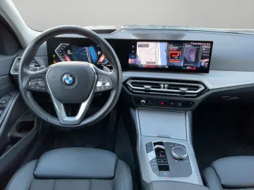 BMW 320d LIMOUSINE HUD DRIVING ASSIST SHZ