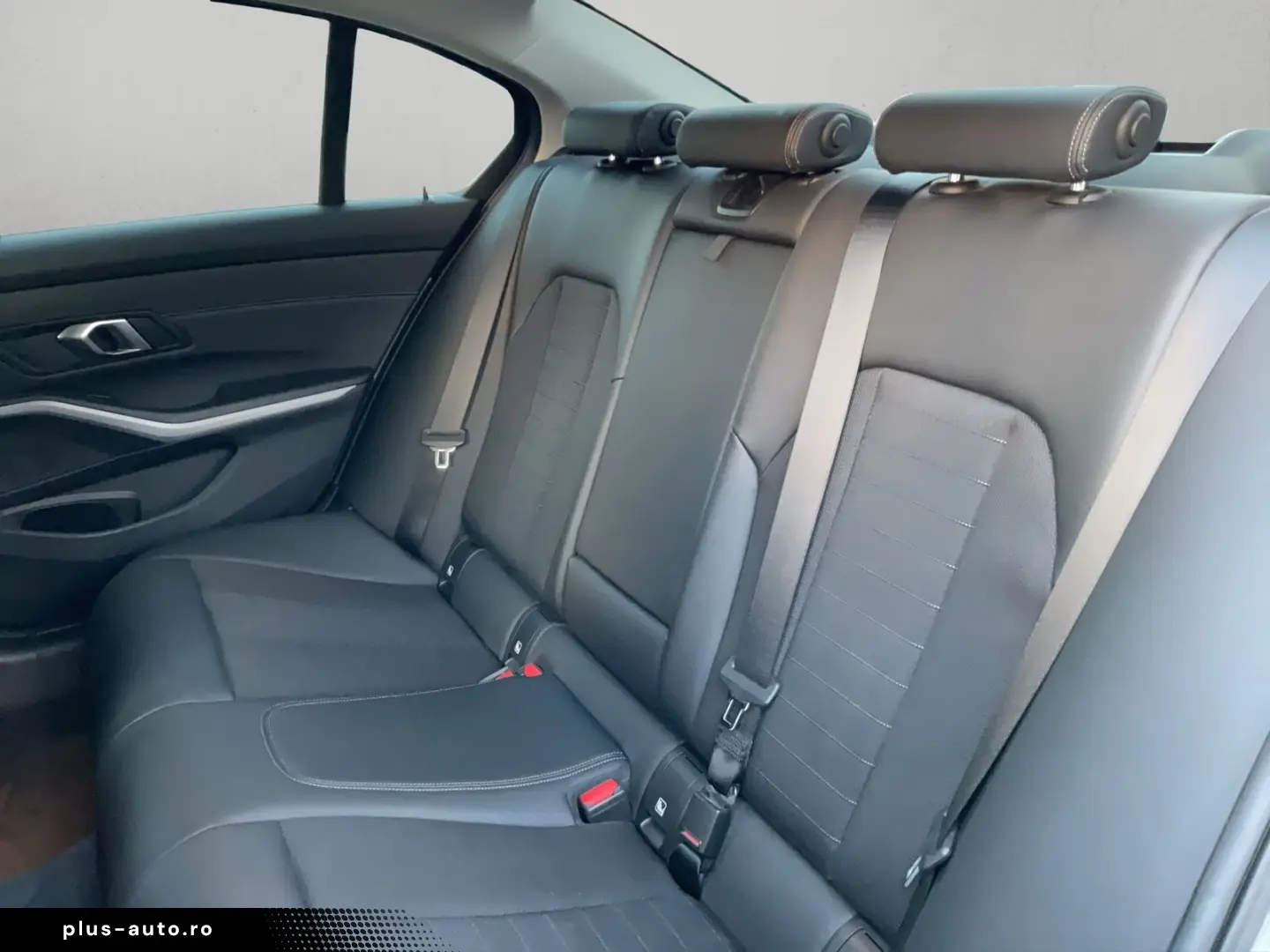 BMW 320d LIMOUSINE HUD DRIVING ASSIST SHZ