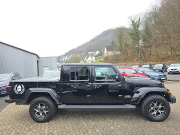 JEEP Gladiator Overland 3.0 CRD 4WD ACC Kamera SHZ
