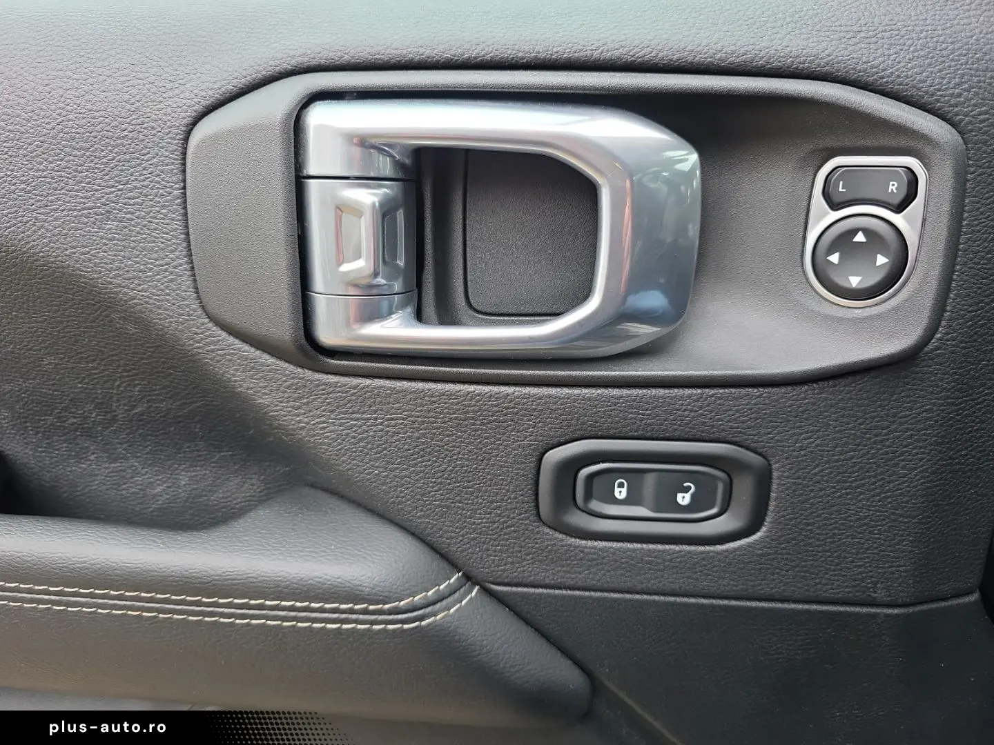 JEEP Gladiator Overland 3.0 CRD 4WD ACC Kamera SHZ