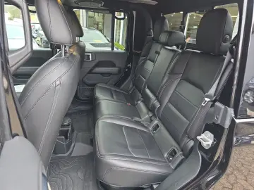 JEEP Gladiator Overland 3.0 CRD 4WD ACC Kamera SHZ