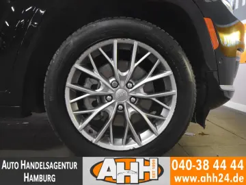 JEEP Grand Cherokee L 5.7 HEMI SUMMIT PANO LED NIGHT!