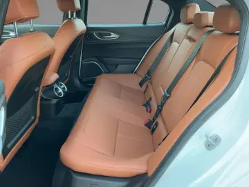 ALFA ROMEO Giulia Ti Q4 2.0 Turbo KAT ANDROID #NAVI