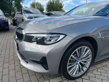 BMW 330 e Navigation LED RFK Sitzheizung Tempomat