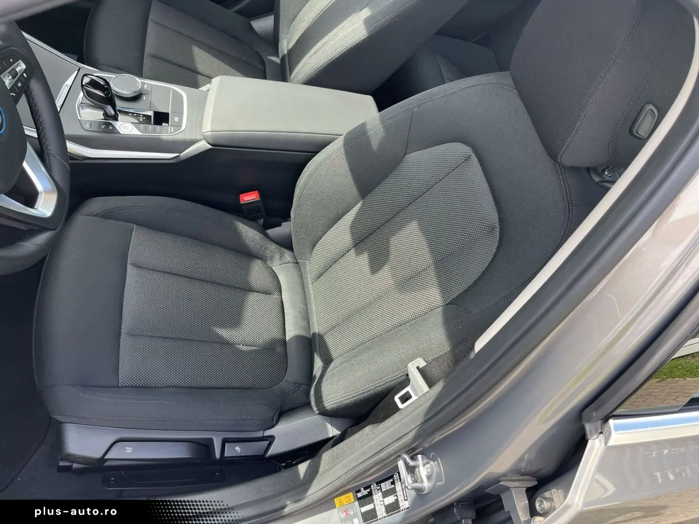 BMW 330 e Navigation LED RFK Sitzheizung Tempomat