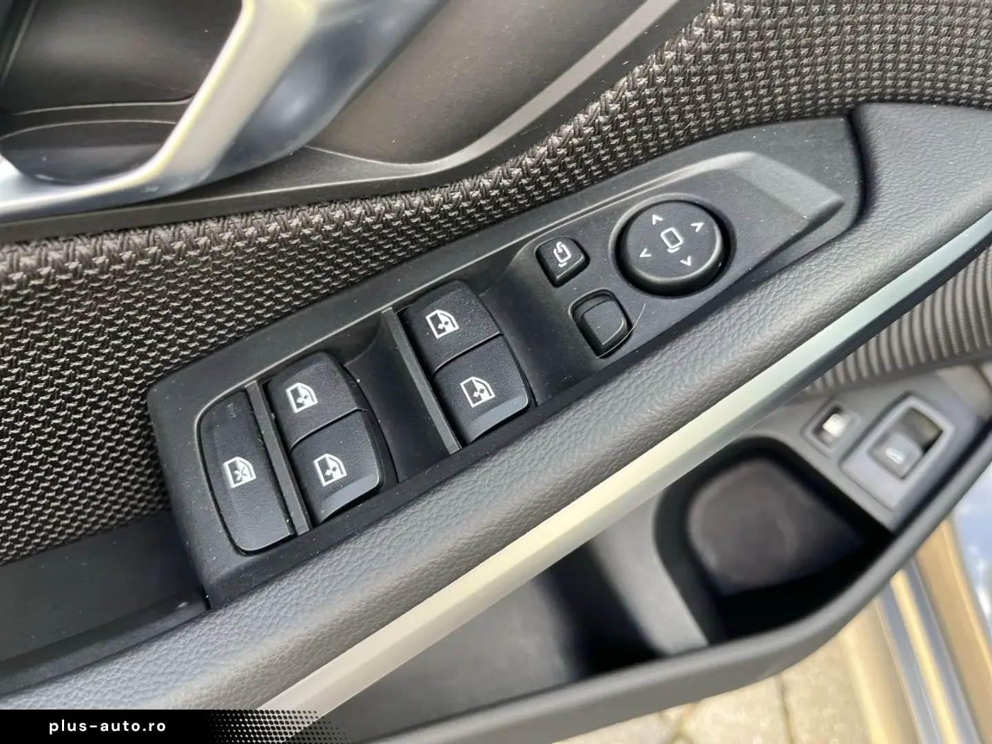 BMW 330 e Navigation LED RFK Sitzheizung Tempomat