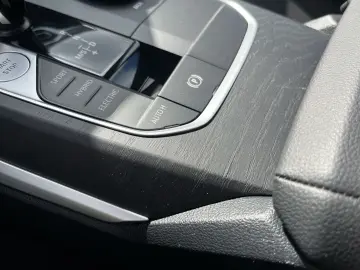 BMW 330 e Navigation LED RFK Sitzheizung Tempomat