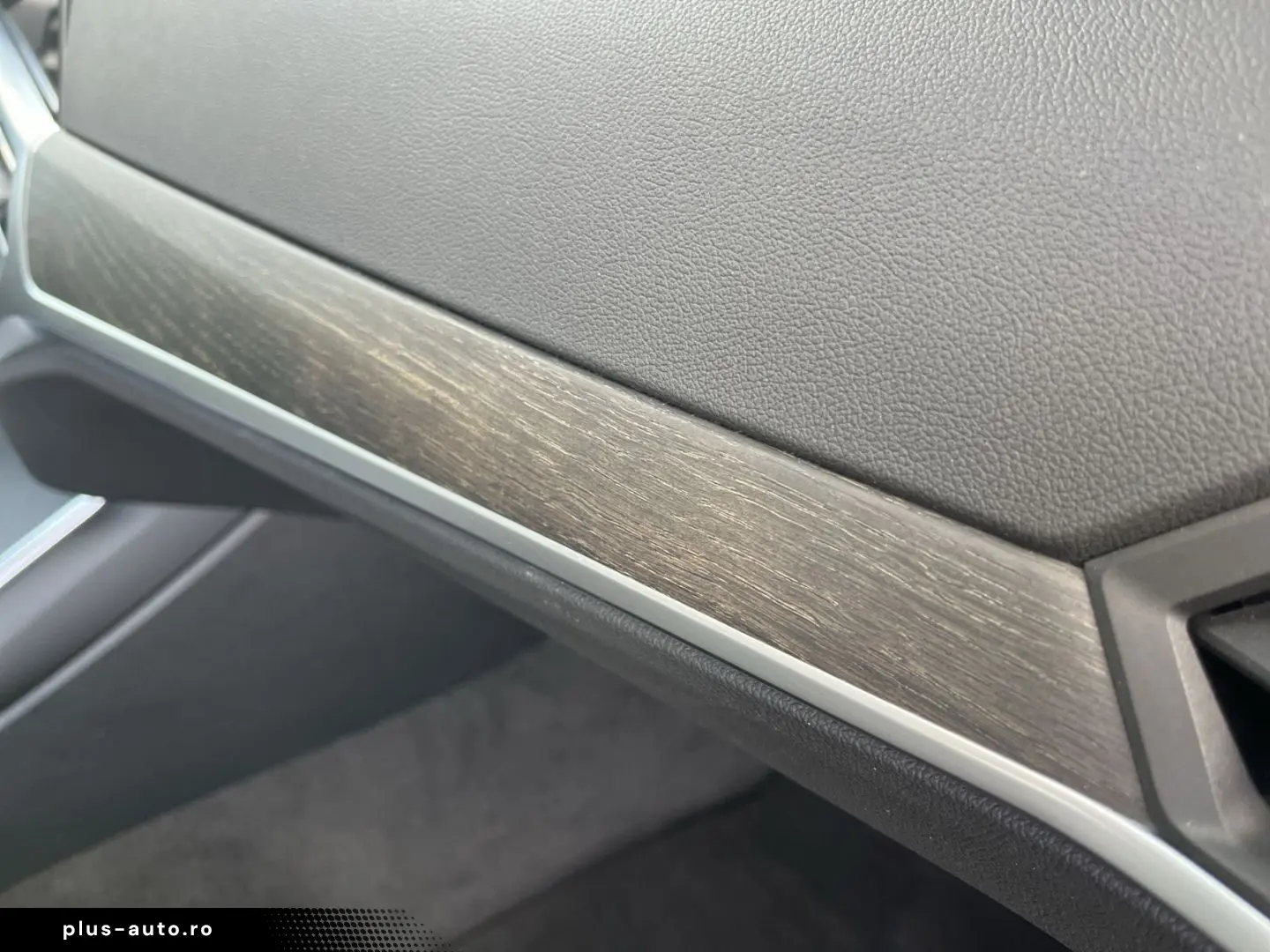 BMW 330 e Navigation LED RFK Sitzheizung Tempomat