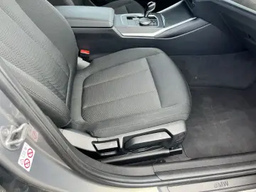 BMW 330 e Navigation LED RFK Sitzheizung Tempomat