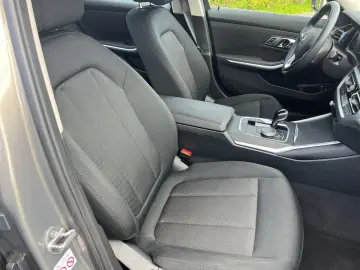 BMW 330 e Navigation LED RFK Sitzheizung Tempomat