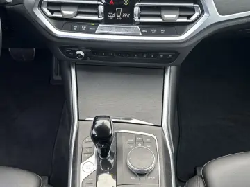 BMW 330e Limousine M-Sport NAV LED TEMPOMAT 18ZO PP