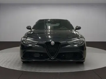 ALFA ROMEO Giulia Veloce 2.0 Turbo 16V SHD Navi Kamera Allw