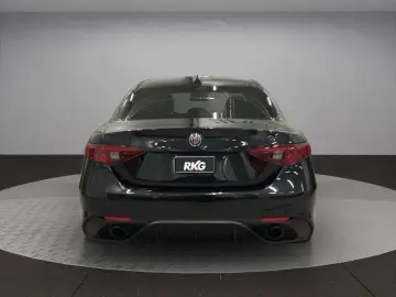 ALFA ROMEO Giulia Veloce 2.0 Turbo 16V SHD Navi Kamera Allw