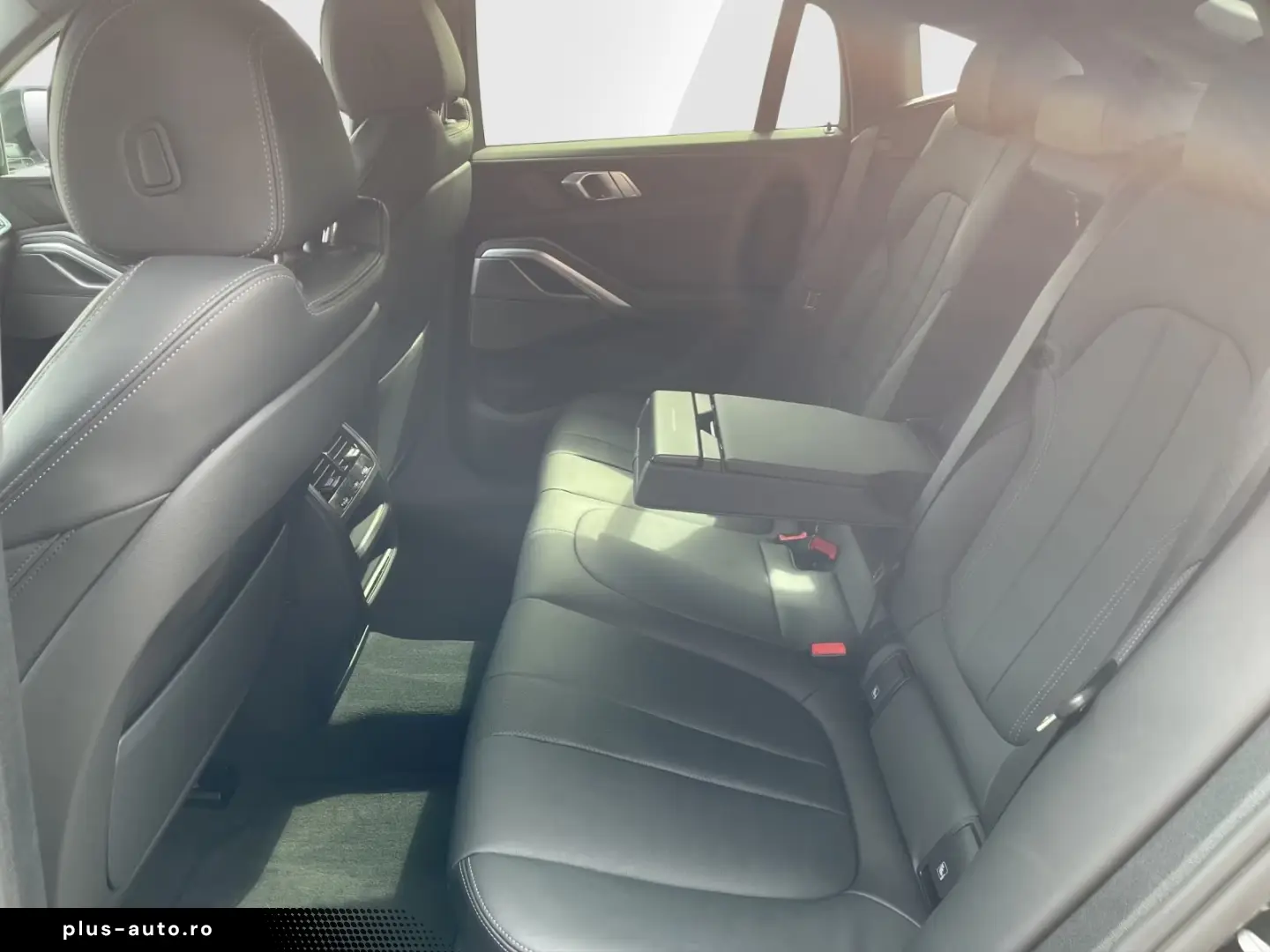 BMW X6 xDrive30d M Sport IconicGlow