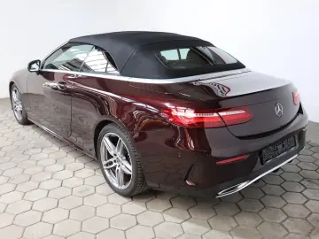 MERCEDES-BENZ E 200 LED NAVI CAM AIRCAP AMG-Line