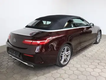 MERCEDES-BENZ E 200 LED NAVI CAM AIRCAP AMG-Line