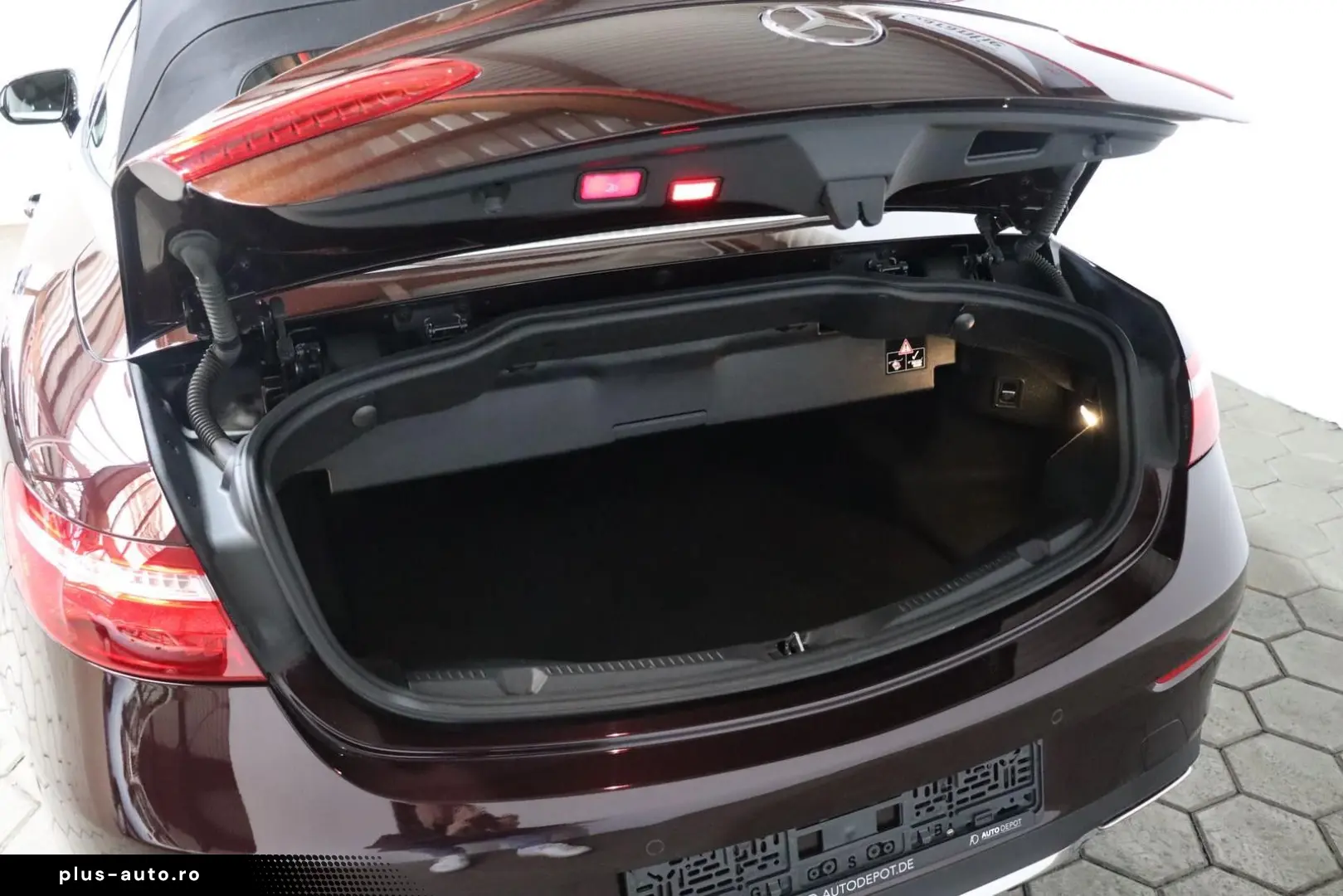 MERCEDES-BENZ E 200 LED NAVI CAM AIRCAP AMG-Line