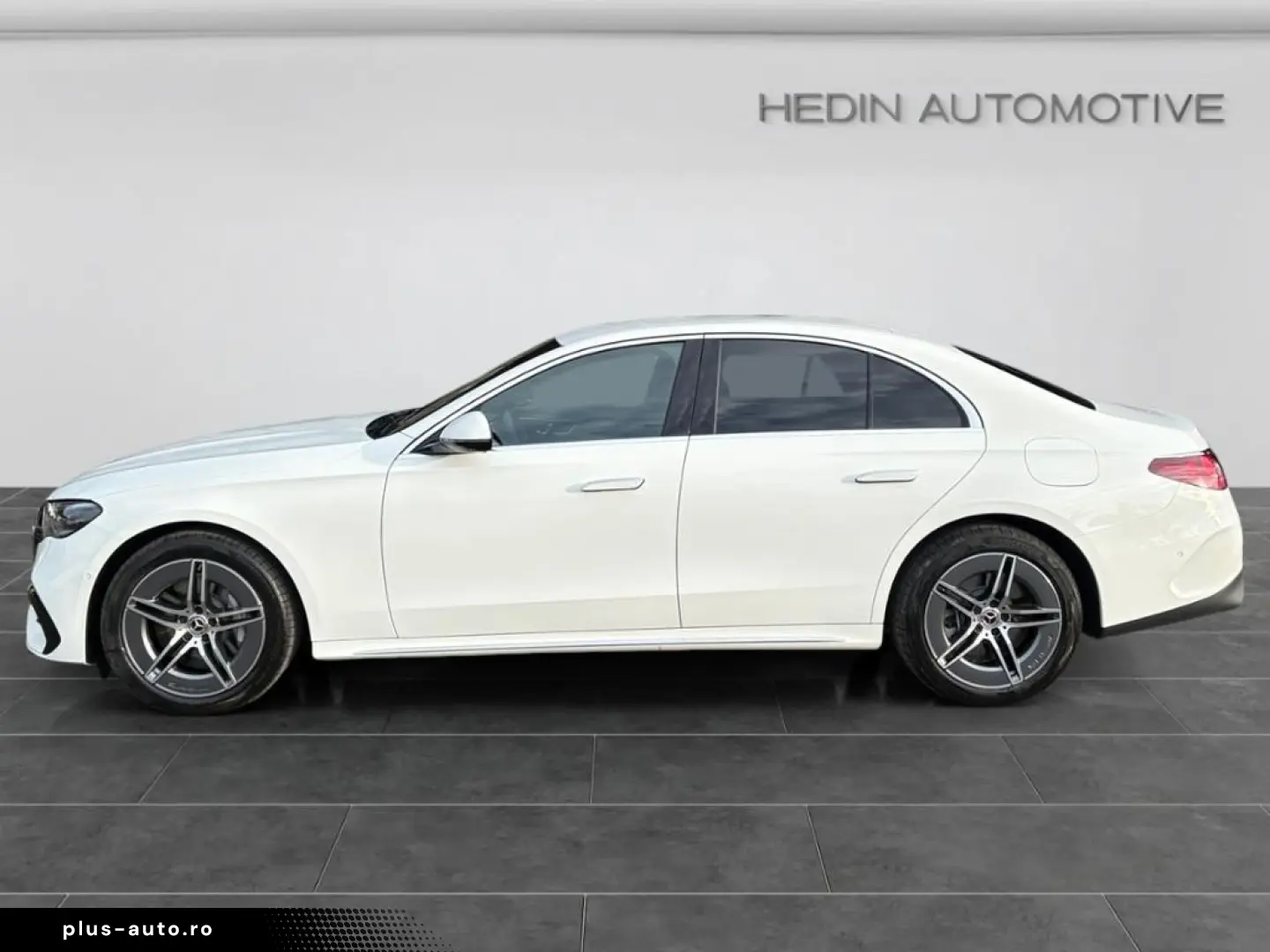 MERCEDES-BENZ E 300e AMG AMBIENTE NAVI SHZ DIGILI 360  DISTR