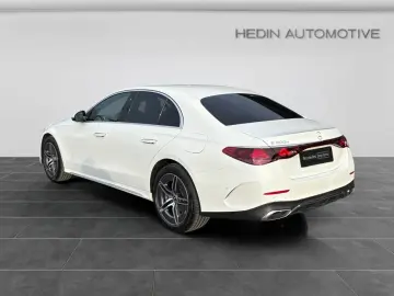 MERCEDES-BENZ E 300e AMG AMBIENTE NAVI SHZ DIGILI 360  DISTR