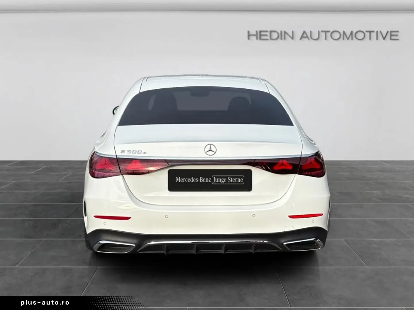 MERCEDES-BENZ E 300e AMG AMBIENTE NAVI SHZ DIGILI 360  DISTR