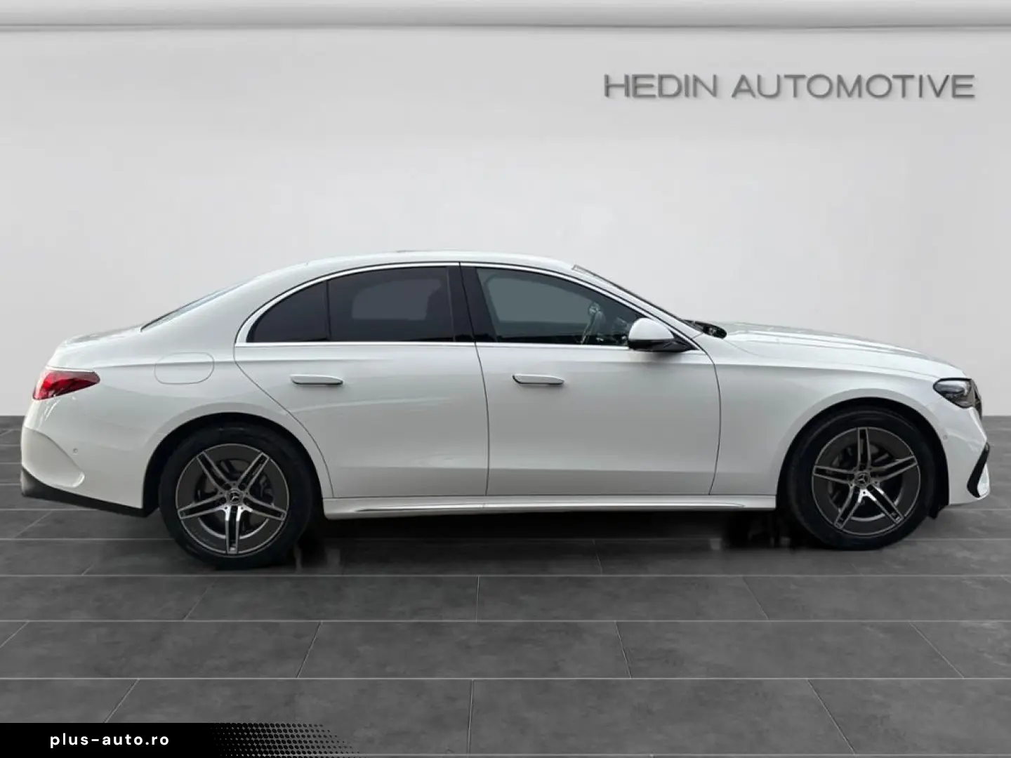 MERCEDES-BENZ E 300e AMG AMBIENTE NAVI SHZ DIGILI 360  DISTR