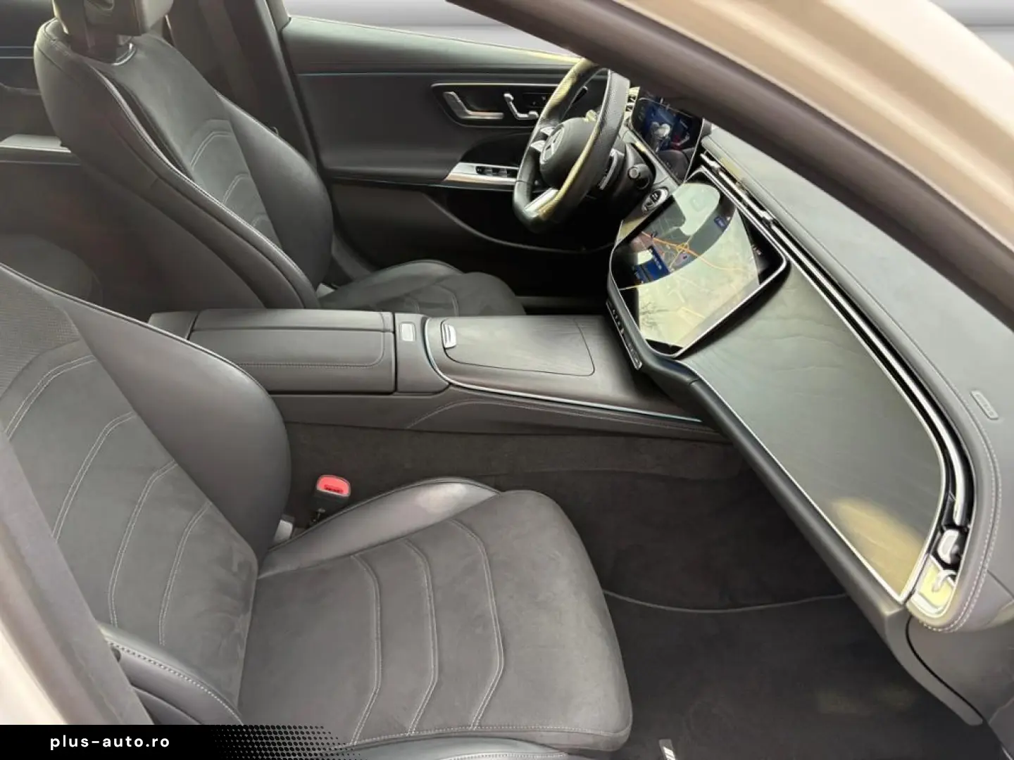 MERCEDES-BENZ E 300e AMG AMBIENTE NAVI SHZ DIGILI 360  DISTR