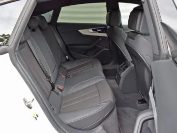 AUDI A5 Sportback 35 TFSI S-tr.  S-line Laser AHK ACC