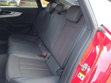 AUDI A5 Sportback S-Line 40TFSI S-tronic  Pano Matrix