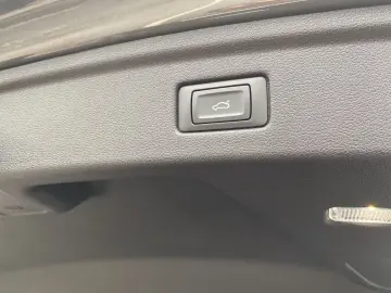 AUDI A5 SPORTBACK 40 TFSI S-LINE LED NAVI PANO ACC