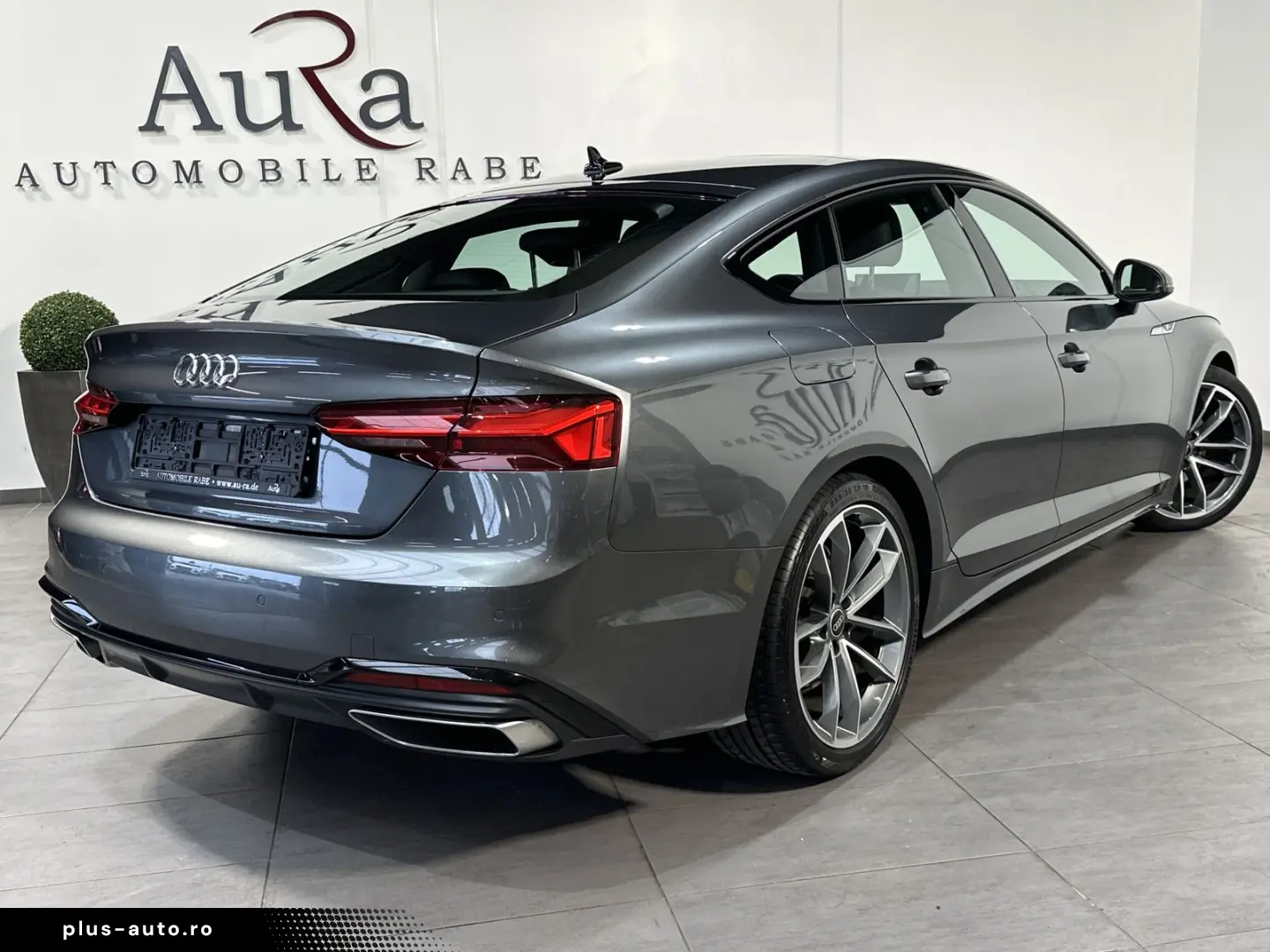 AUDI A5 SpB 40 TFSI S-Line Black NAV LED PANO VC 19ZO