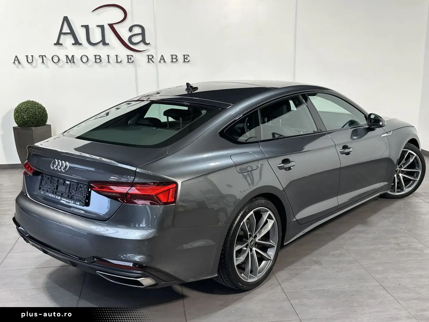 AUDI A5 SpB 40 TFSI S-Line Black NAV LED PANO VC 19ZO