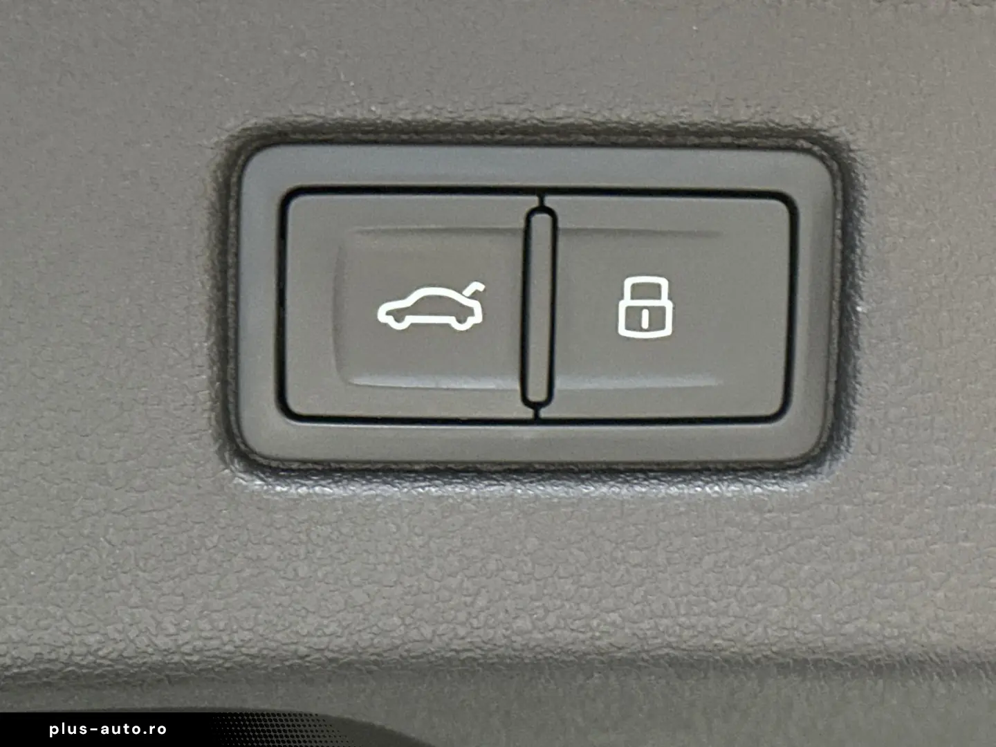 AUDI A5 SpB 40 TFSI S-Line Black NAV LED PANO VC 19ZO