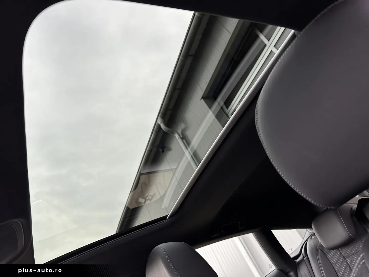 AUDI A5 SpB 40 TFSI S-Line Black NAV LED PANO VC 19ZO