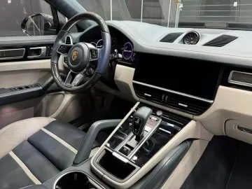 PORSCHE Cayenne Coupe GTS PDLS  CARBON CHRONO DESIGN