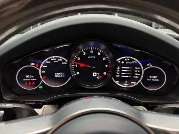 PORSCHE Cayenne Coupe GTS PDLS  CARBON CHRONO DESIGN