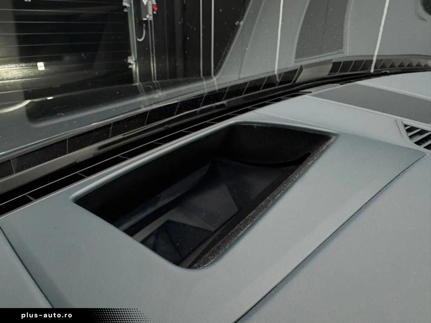 PORSCHE Cayenne Coupe GTS PDLS  CARBON CHRONO DESIGN