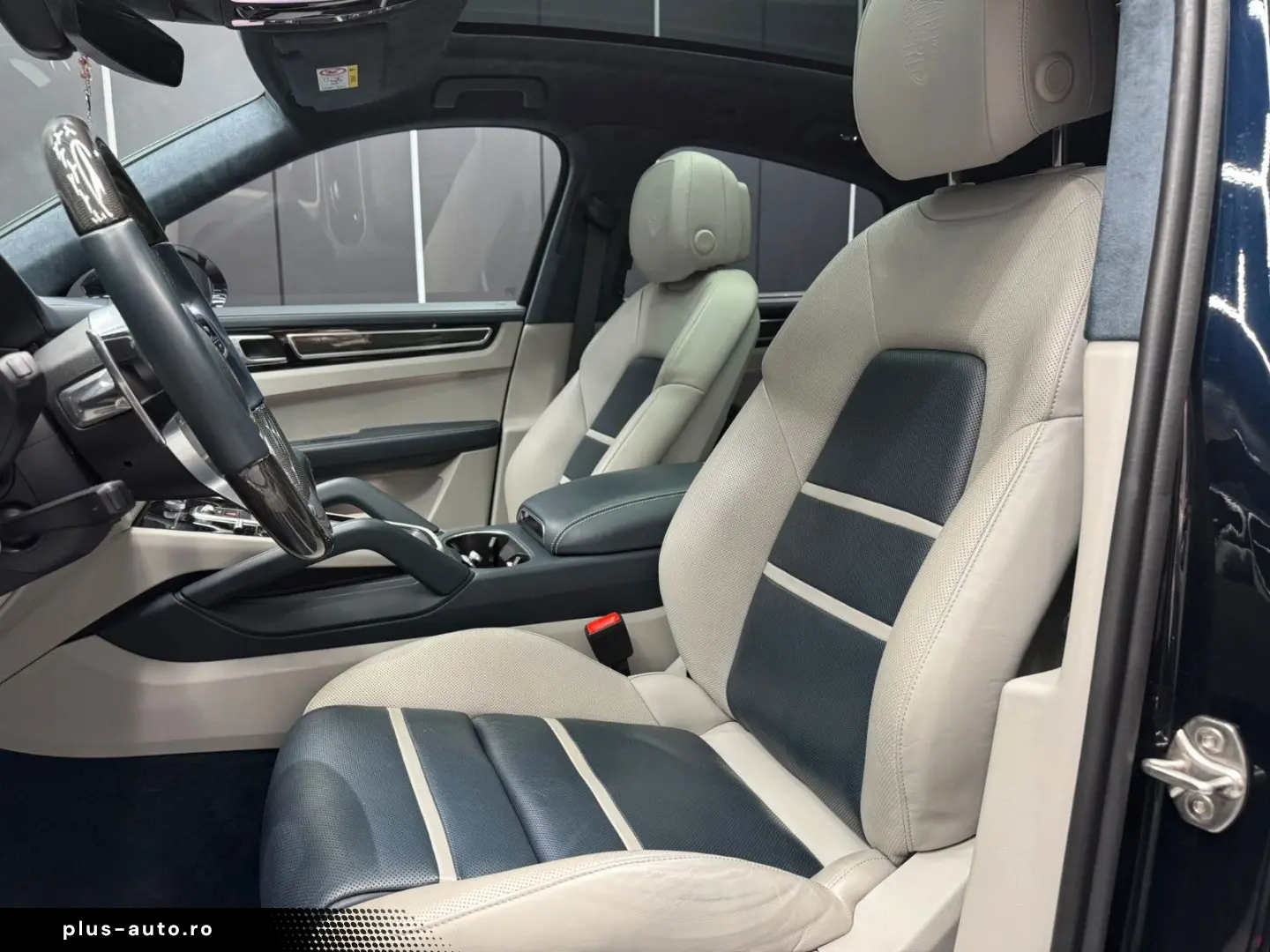 PORSCHE Cayenne Coupe GTS PDLS  CARBON CHRONO DESIGN