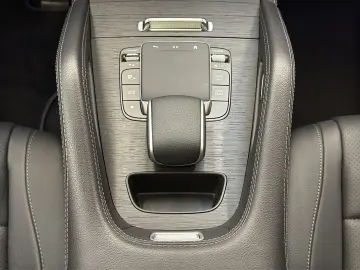 MERCEDES-BENZ GLE 300 d 4M