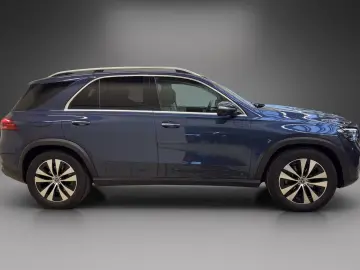 MERCEDES-BENZ GLE 300 d 4M