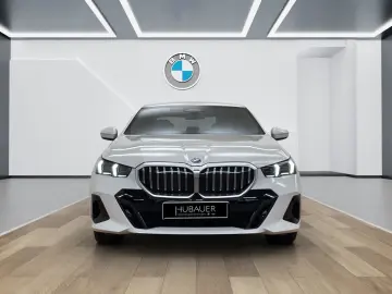 BMW 550e xDrive Limousine [M Sport  B&W Sound  AHK]