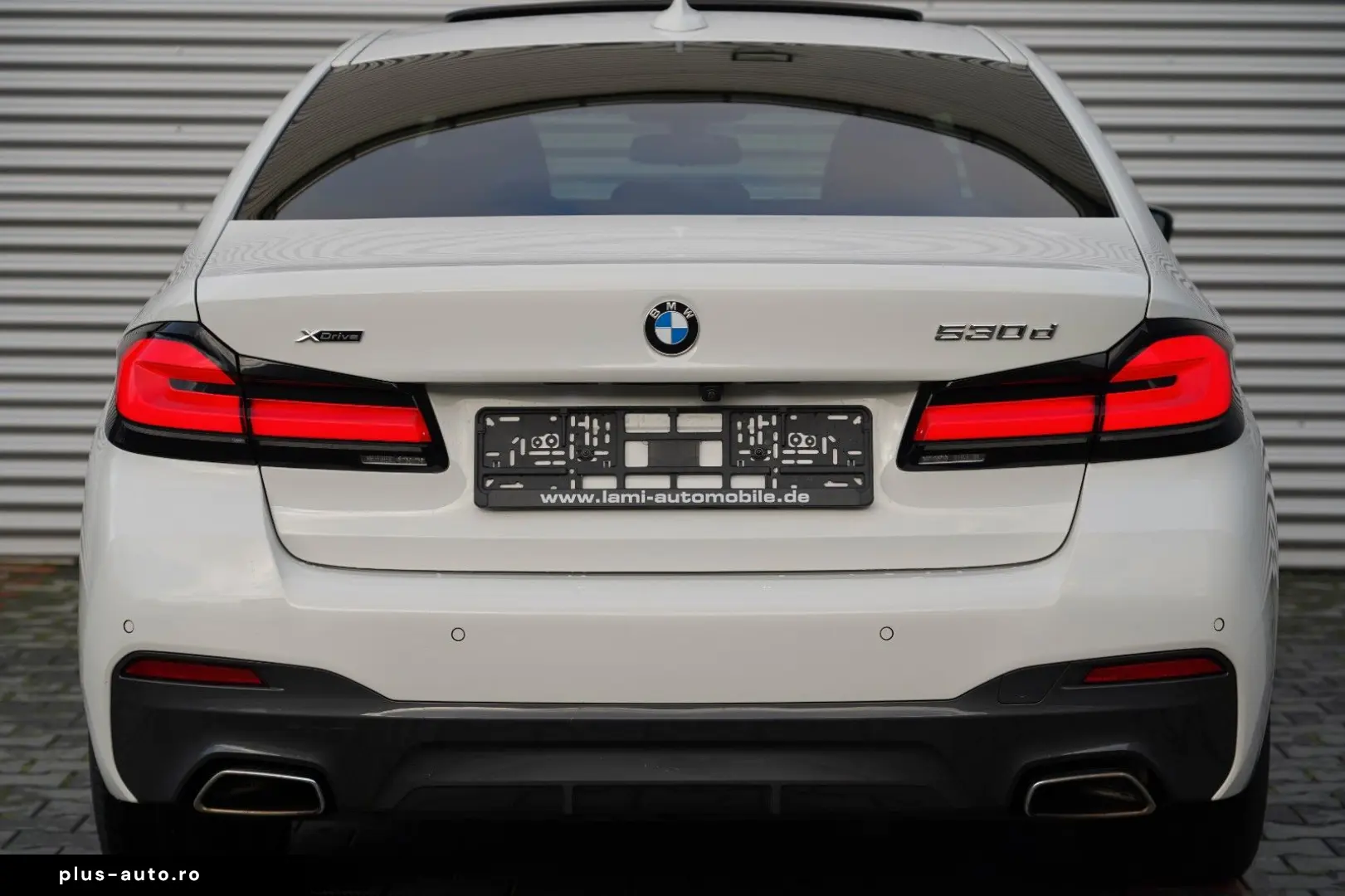 BMW 530d xDrive M Sport SCHIEBEDACH LASER HUD KEY