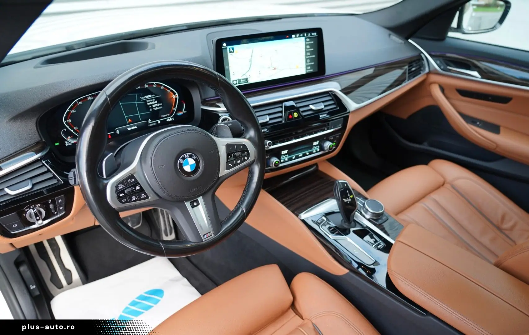 BMW 530d xDrive M Sport SCHIEBEDACH LASER HUD KEY