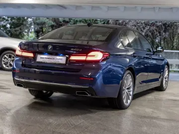 BMW 540d xDrive Luxury Line FACEL. AHK HUD LASER LED