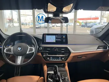 BMW 530d xDrive Limousine M Sportpaket AHK DrivingAs