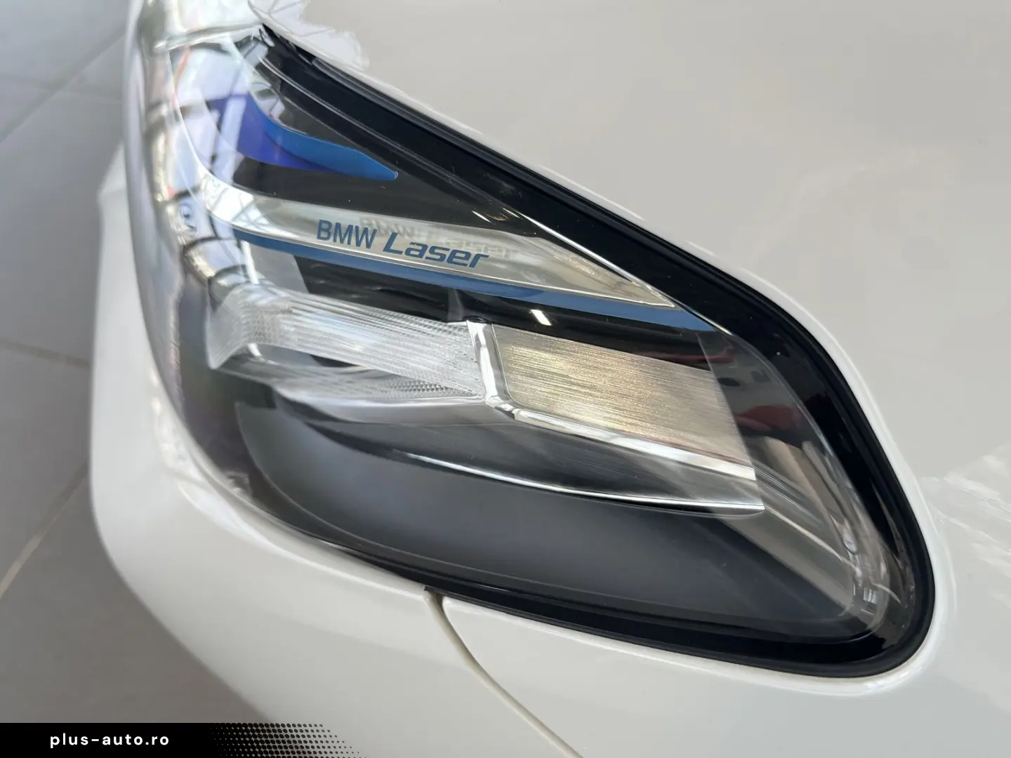 BMW 530d xDrive Limousine M Sportpaket AHK DrivingAs